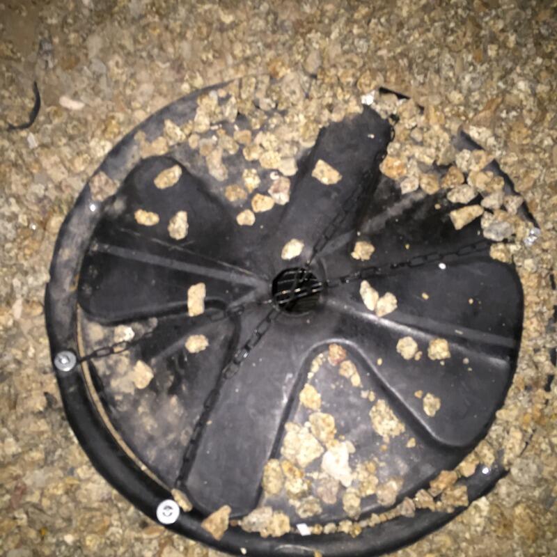 in ground container/hole in my yard : whatisthisthing